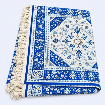 Decorative Carpet Roll 3 × 4 with Traditional Floral Pattern
